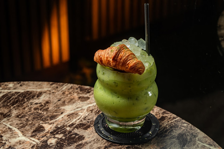 Kamon Craft Cocktail Bar by null