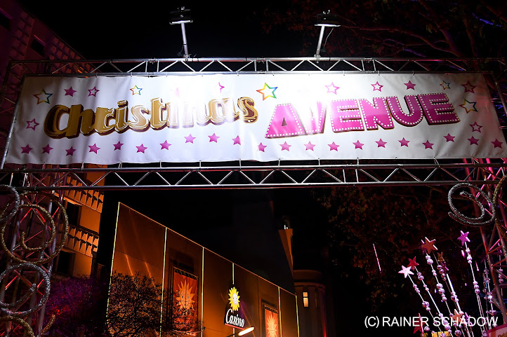 Christmas Avenue by null