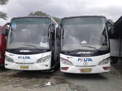 Photos of CV. Pelita Armada Sewa Mobil alphard velvire fortuner hiace medan