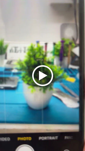iPhone SE 2 camera not focusing?  post image