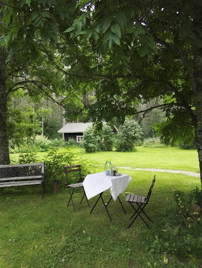 Photos of Lakom&auml;en Mets&auml;kartano