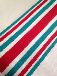 Photo n°25 de Gachucha Linge de maison basque / Macarons et Glaces Macamilia fait maison à Saint Jean de luz à Saint-Jean-de-Luz (Magasin de linge de maison)