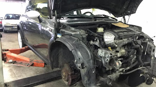 Photo n°6 de GARAGE ENGINE AND CO - MOTRIO à Coudekerque-Branche (Garage automobile)