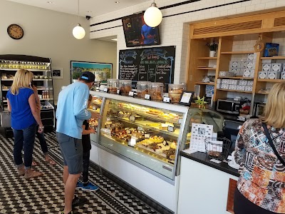 Photos of Cassis American Brasserie