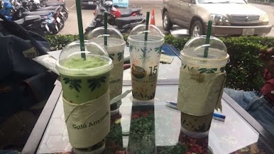 Photos of Amazon & PTT Neakawan Station
