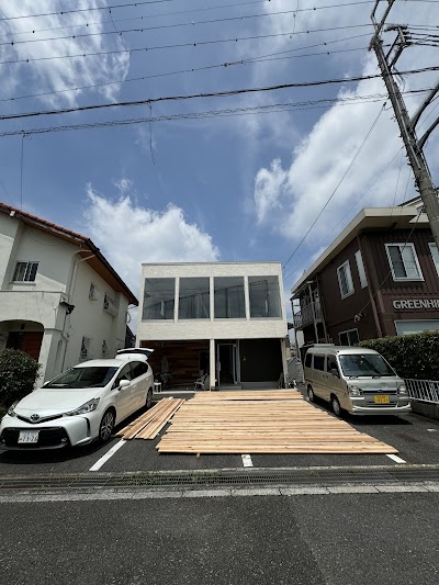 WHITEROOM SURF STORE