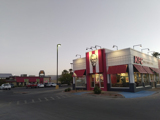 Sport Clips Haircuts of El Paso - Sunland - Thumbnail
