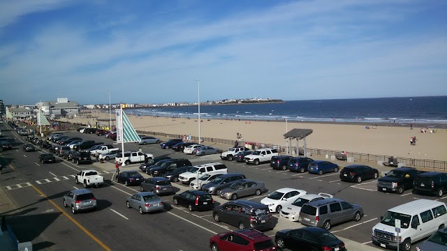 Mc Guirk's Ocean View Hotel