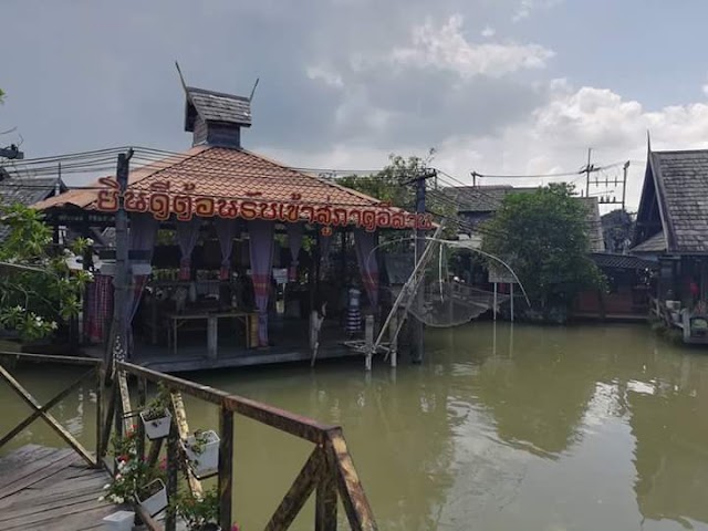 Floating Market Bangkok Tour