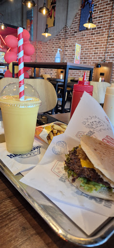 Photo 1 - Marvelous Burger & Hot Dog