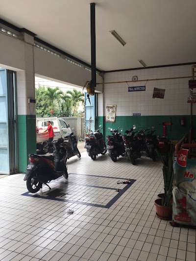 Photos of Ahass Honda