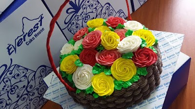 Photos of Everest Cake House
