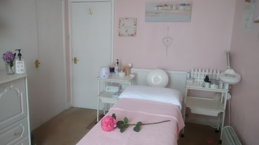The Beauty Room, Nr Kelso