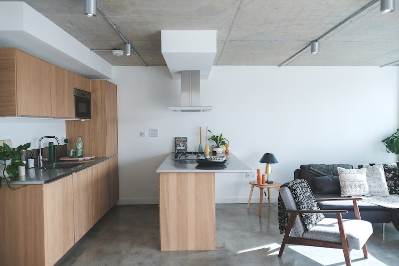 London Warehouses photo 2