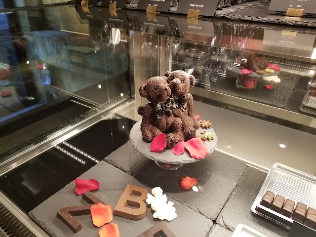 JEAN-CHARLES ROCHOUX / ジャン・シャルル・ロシュー 東京