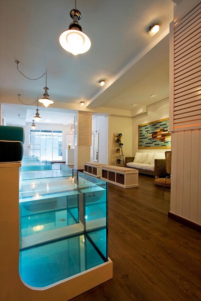 AquaBliss Fish Spa