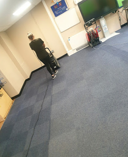 LM Grime2Shine - House cleaning service