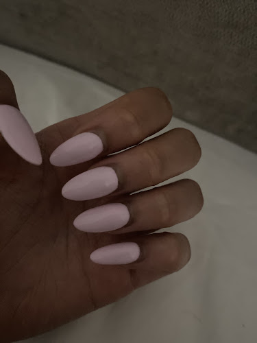 Nails Amour Barnes Open Times