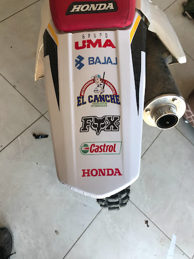 Estikers Y Carwash El Canche Jirhe