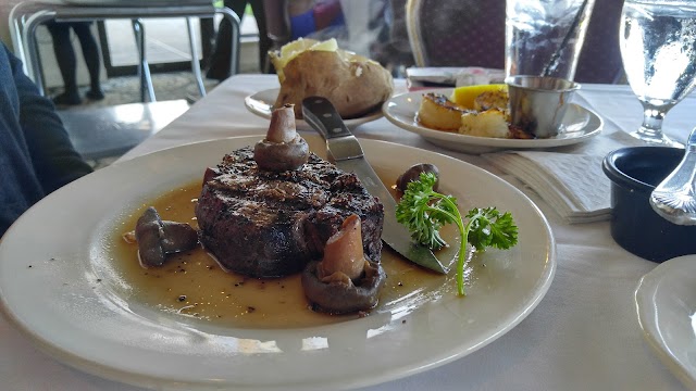 Hobnob Restaurant