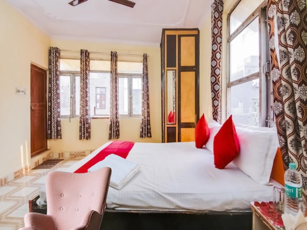 Hotel Grand Villa Laxmi Nagar