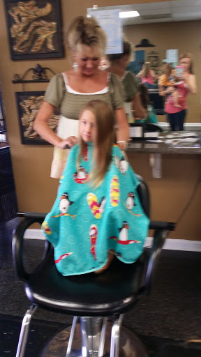 Triangles Salon & Tan - Thumbnail