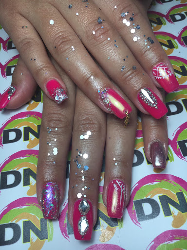 DN nails academy