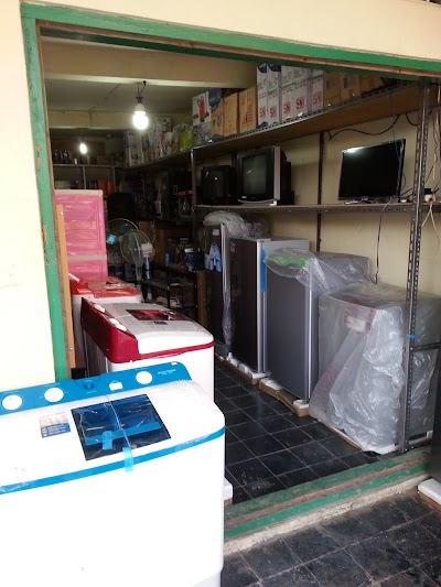 electronics-store