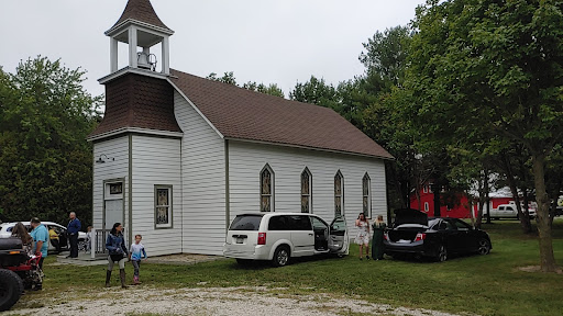 Amber Oak Chapel