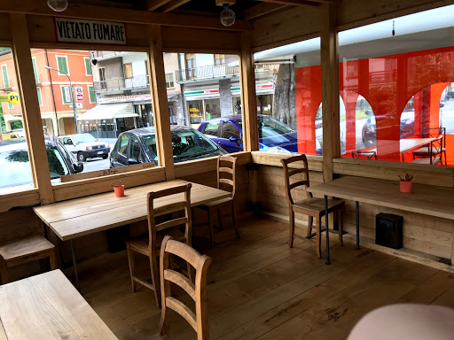 Papillon, Bussero
