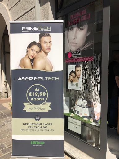 Le mani chic ! - Visual