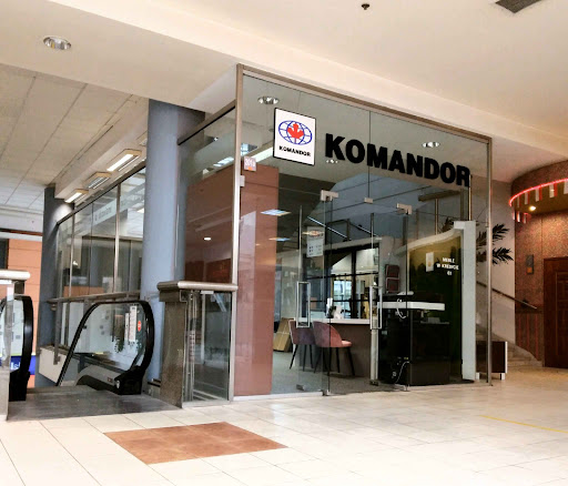 Komandor Szczypiński - Mokotów