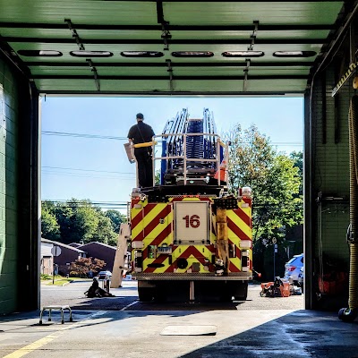 Bridgeport FD Engine 16