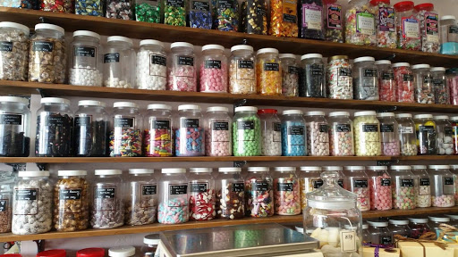 Bon Bons - Visual