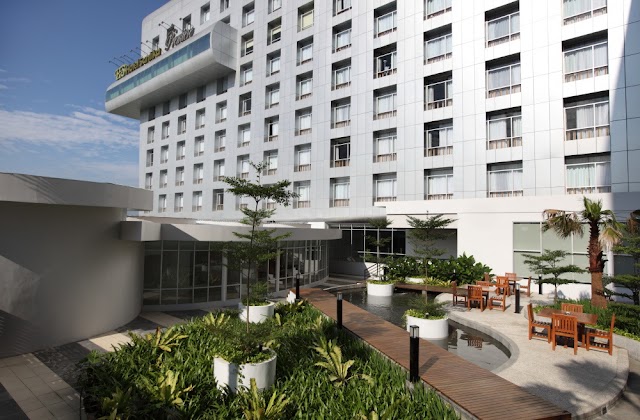 Santika Premiere Dyandra Hotel & Convention