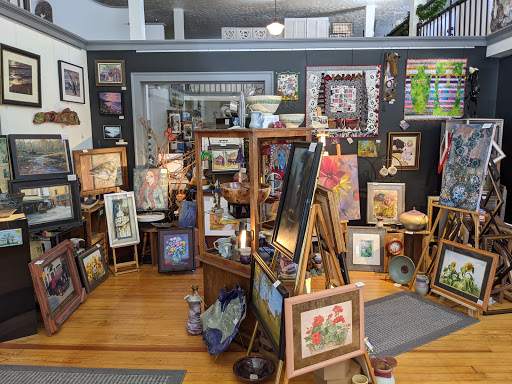 Expressions Gallery - Visual