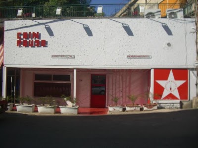 Photos of Coin Rouge