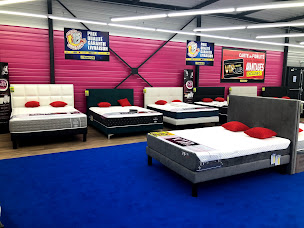 Photo n°5 de Litrimarché Saint-Pol-de-Léon à Saint-Pol-de-Léon (Magasin de canapés)