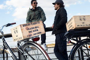 Photo n°21 de Atelier Vélo Boulon Plaquette - Réparateur Vendeur Loueur de vélo Bordeaux Saint Jean à Bordeaux (Magasin de vélos d'occasion)
