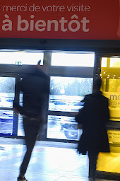 Photo n°23 de Centre Commercial Carrefour Conde sur Escaut à Condé-sur-l'Escaut (Boutique de cigarettes électroniques)