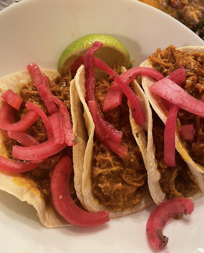 Qué Chingón - Visual