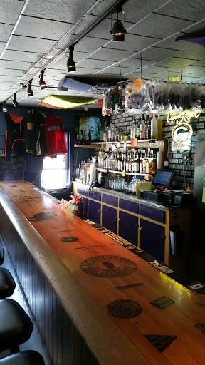 Trollop's Bar - Visual