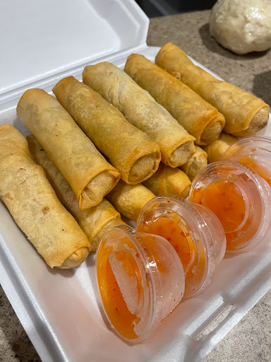 B's Egg Rolls drive-thru - Thumbnail