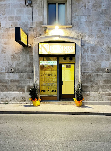 Nickoro Compro Oro e Argento