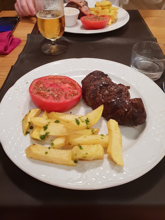 Asador "El Porteño", asador argentino