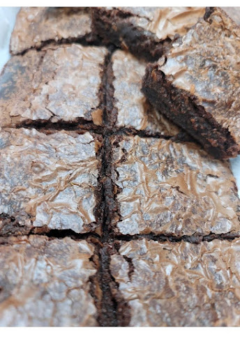 Minnie's Uptown Restaurant by null