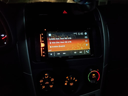 Metric Car Stereo - Thumbnail