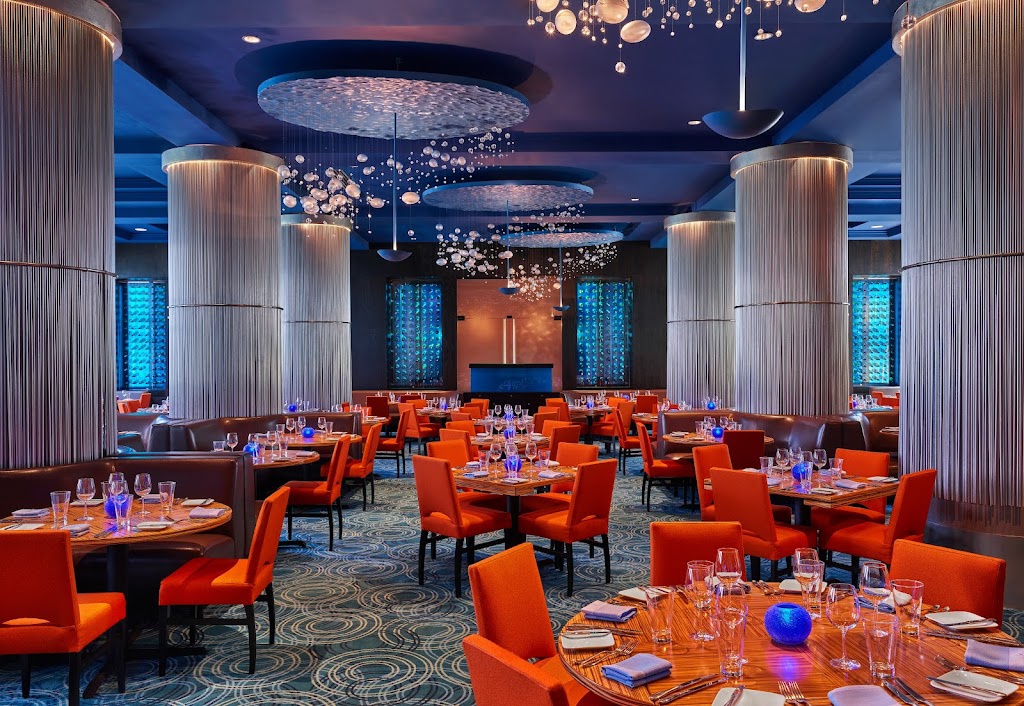 Capa, Lake Buena Vista, FL
