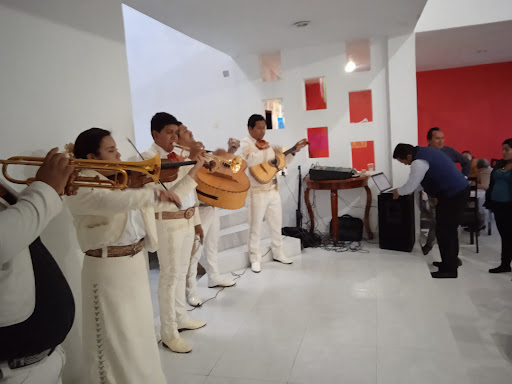 Mariachi Cinco estrellas