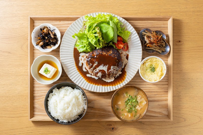 moa-moaかふぇ&だいにんぐ